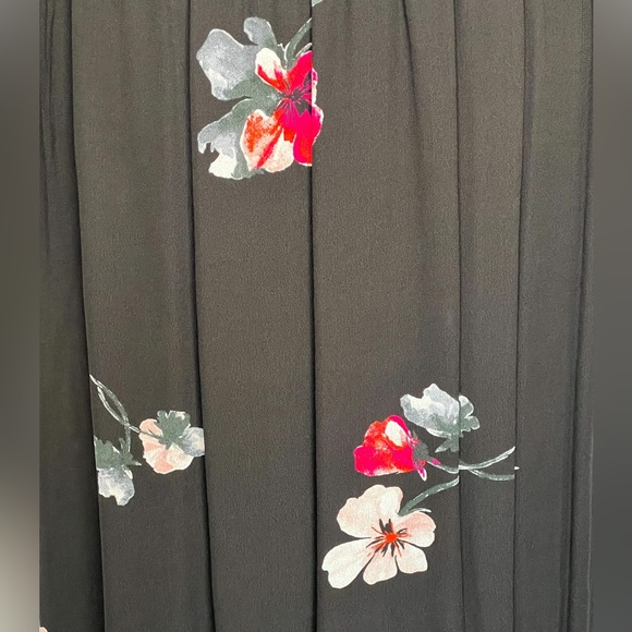 NWT Witchery Womens Dress Black Size 12 V-Neck Sheer Sleeves Maxi Red Flower - Picture 15 of 16